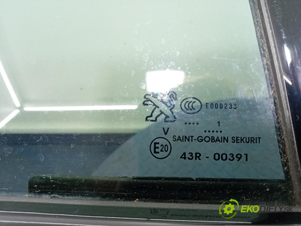 Peugeot 508 2021 dveře Zad: prave