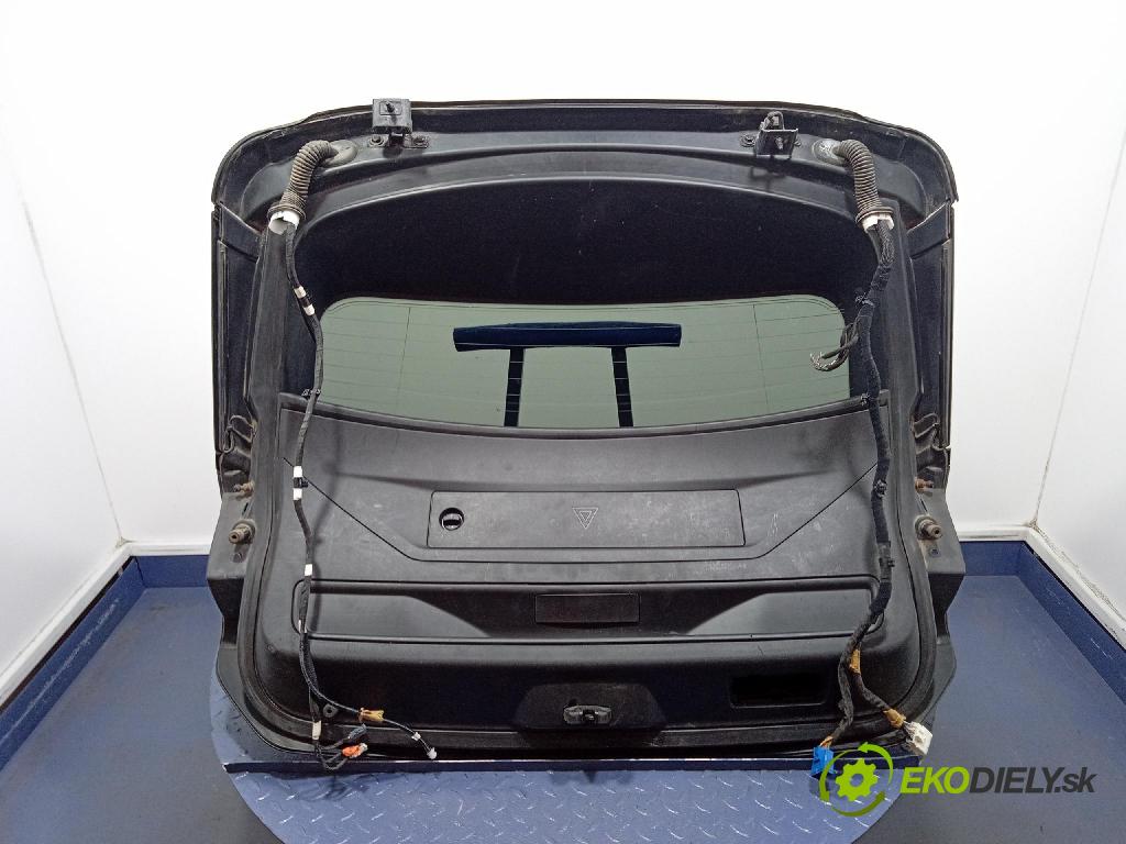 Peugeot 508 2021 zadní dveře kufra: kufr