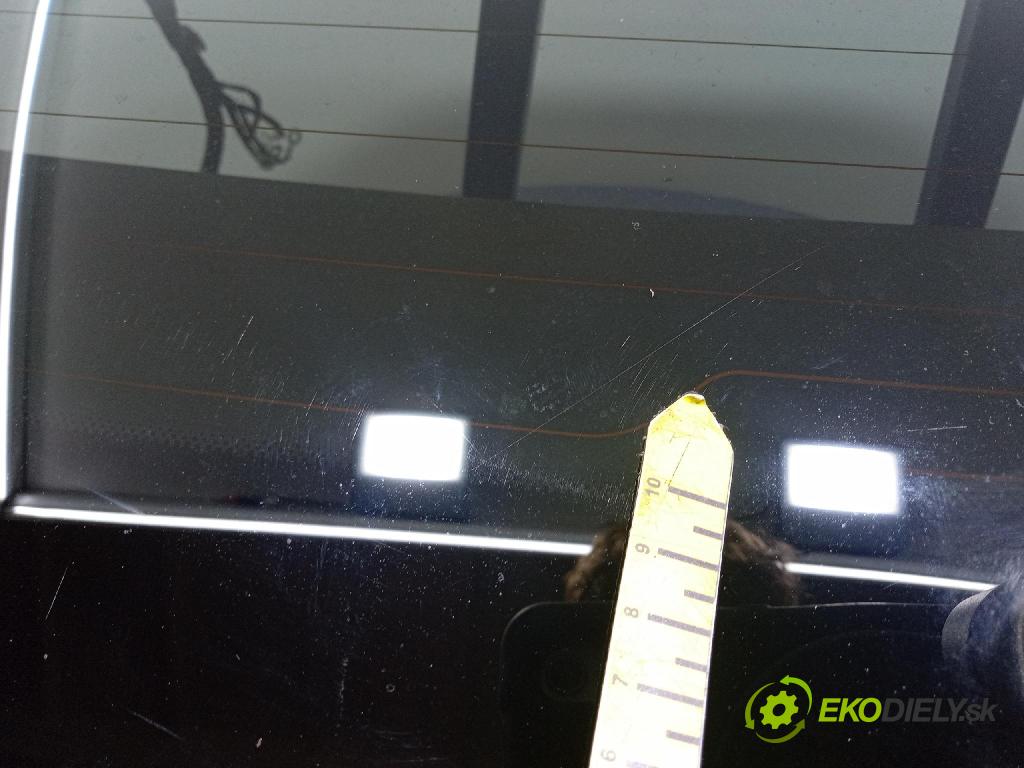 Peugeot 508 2021 zadní dveře kufra: kufr
