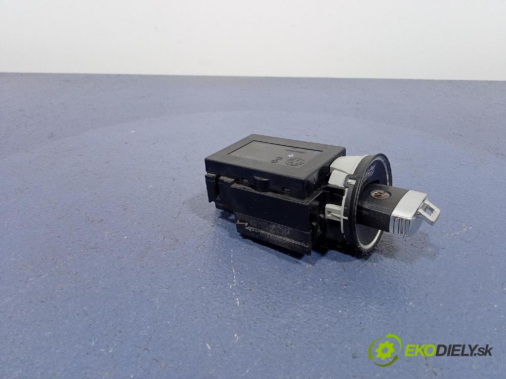 Vw Passat 2010 Spínač zapaľovania: 3C0905843Q
