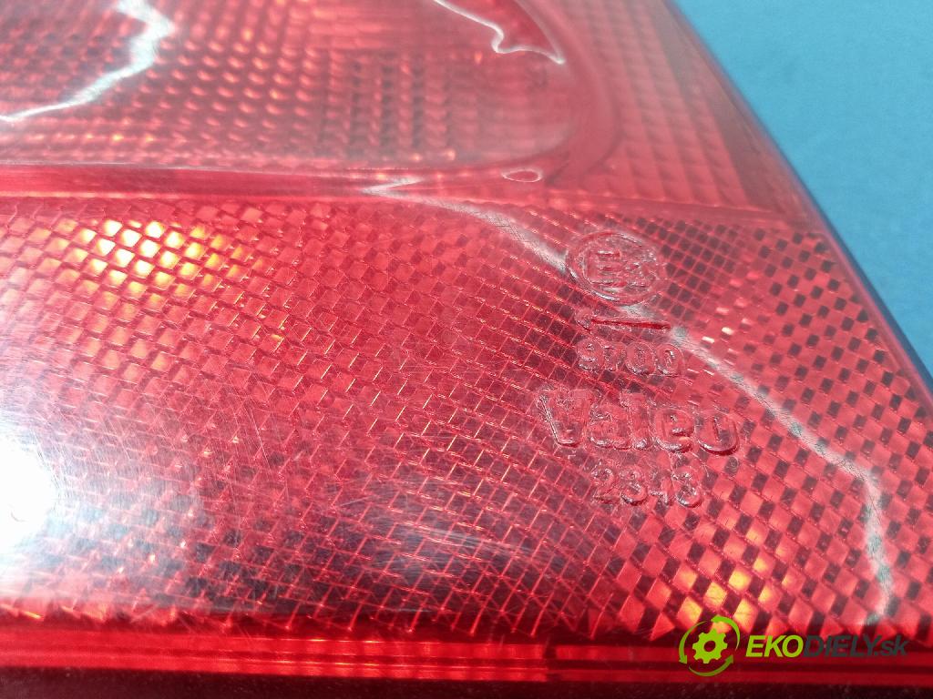 Suzuki Wagon r+ 2002 svetlo / reflektor zad ľavá Vonkajsia: VALEO 2343