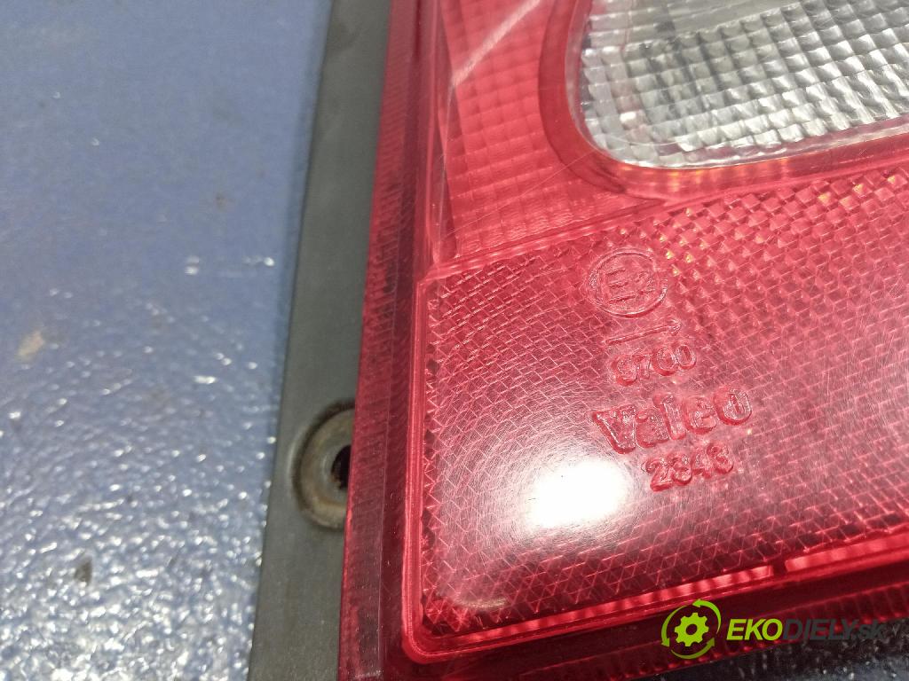 Suzuki Wagon r+ 2002 svetlo / reflektor zad Prava: Vonkajsia: VALEO 2343
