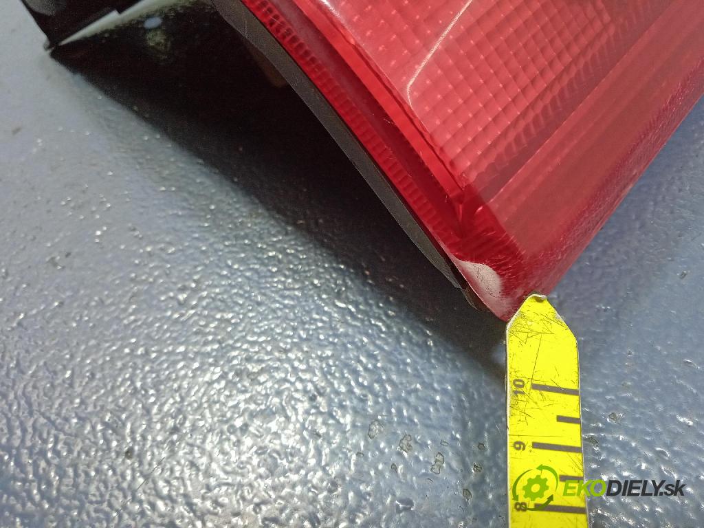 Suzuki Wagon r+ 2002 svetlo / reflektor zad Prava: Vonkajsia: VALEO 2343