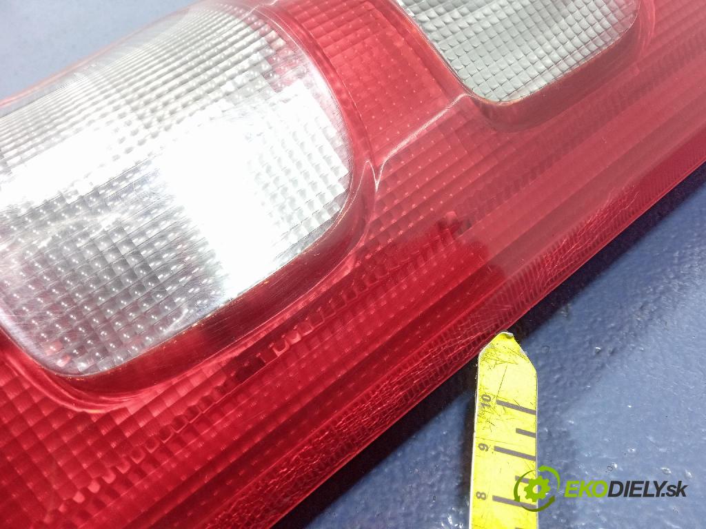 Suzuki Wagon r+ 2002 svetlo / reflektor zad Prava: Vonkajsia: VALEO 2343