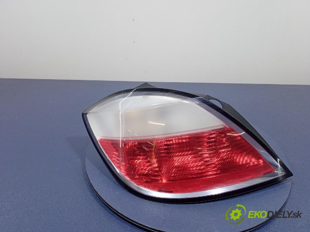 Opel Astra 2004 svetlo / reflektor zad ľavá Vonkajsia: 24451835