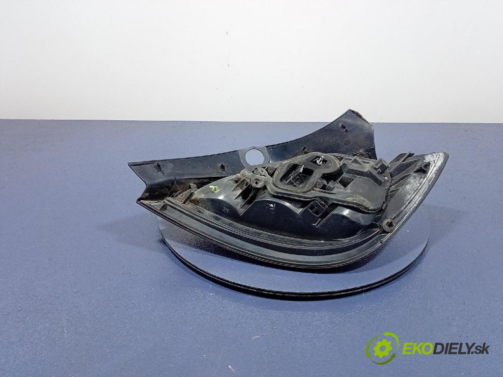 Opel Astra 2004 svetlo / reflektor zad ľavá Vonkajsia: 24451835