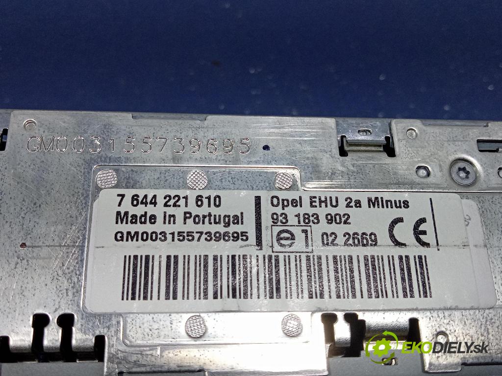 Opel Astra 2004 Radio I Navigácia: 93183902