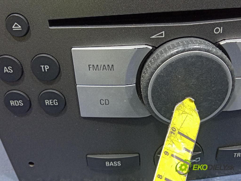 Opel Astra 2004 Radio I Navigácia: 93183902