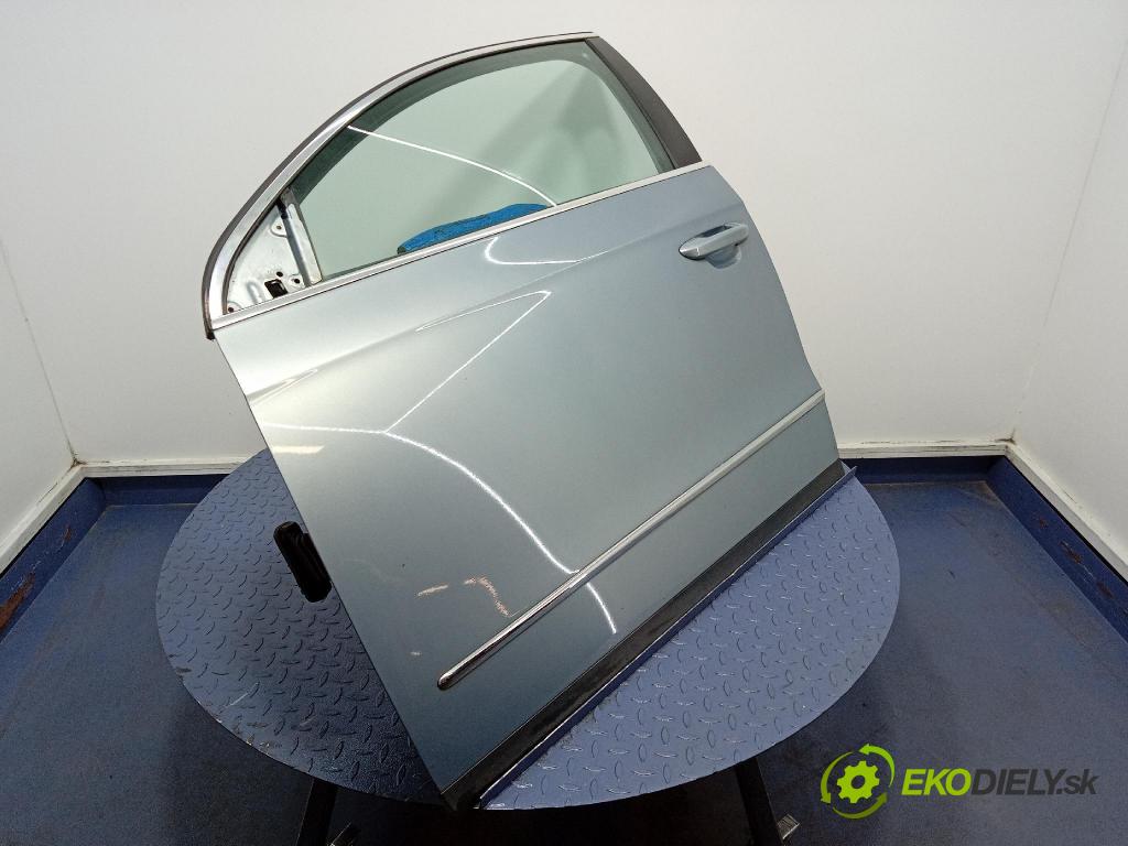 Vw Passat 2010 dveře před Vlevo, odjet: