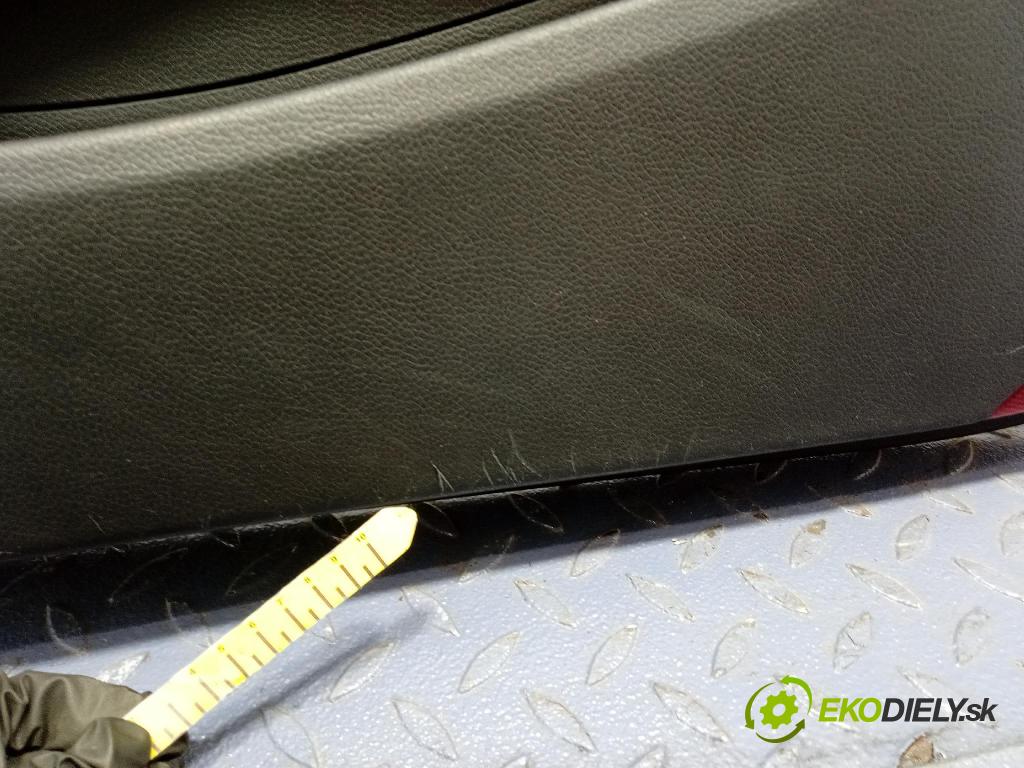 Hyundai I30 2012 Čalounictví: dvere Predné Prava: 82360-A6100