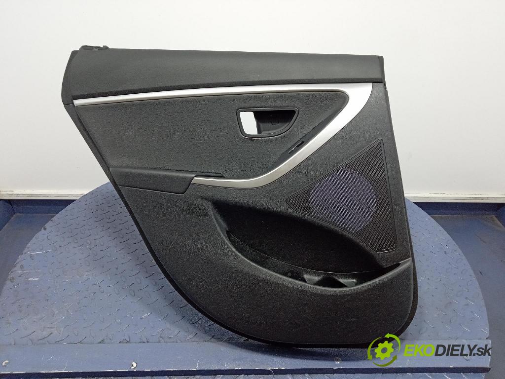 Hyundai I30 2012 Čalounictví: dvere zad ľavá 83350-A6100