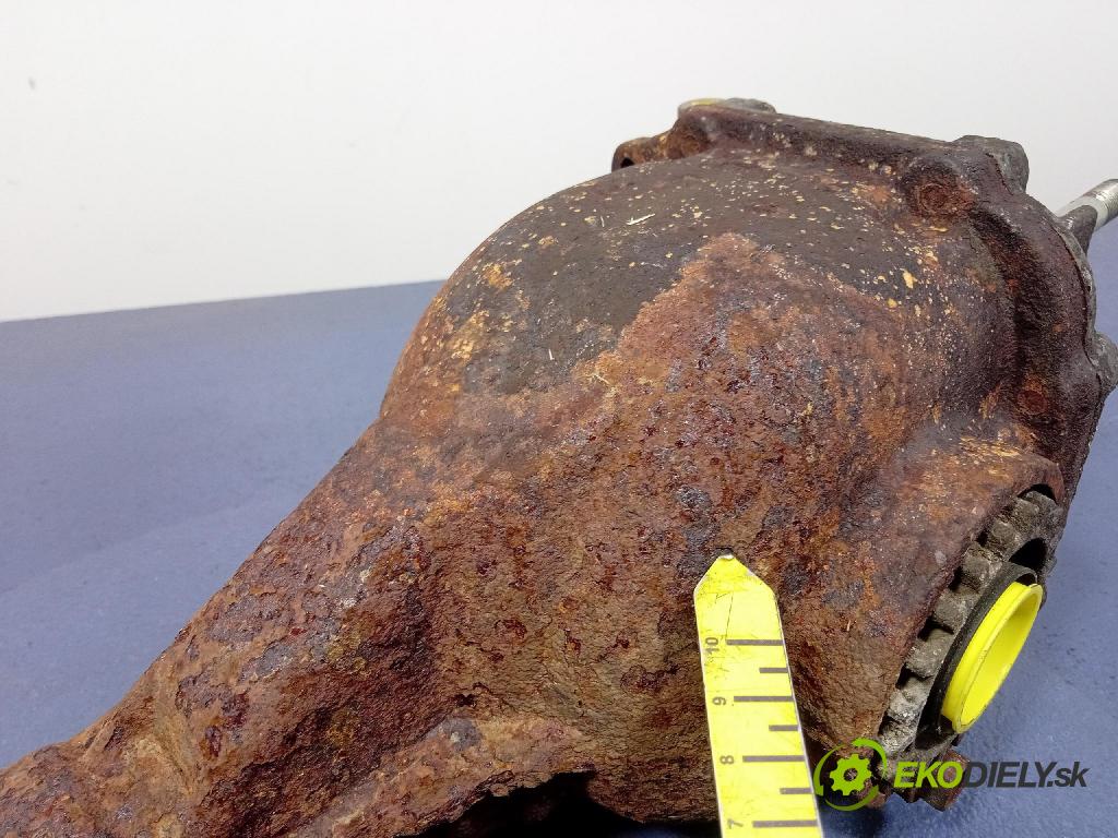 Subaru Legacy 2007 Most: Zadný: