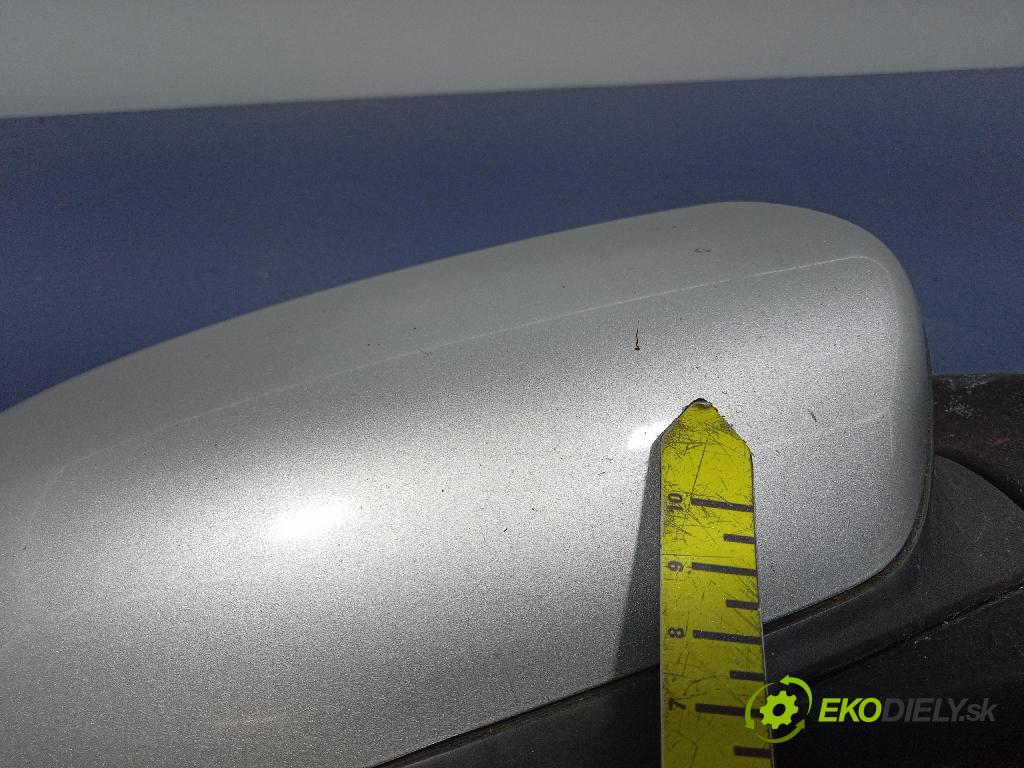 Subaru Legacy 2007 zrkadlo pravé