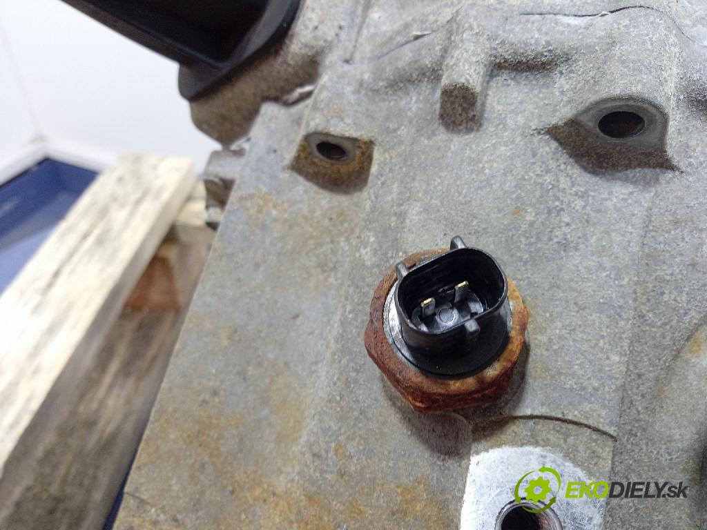 Honda Jazz 2006 prevodovka Manualna SWLM