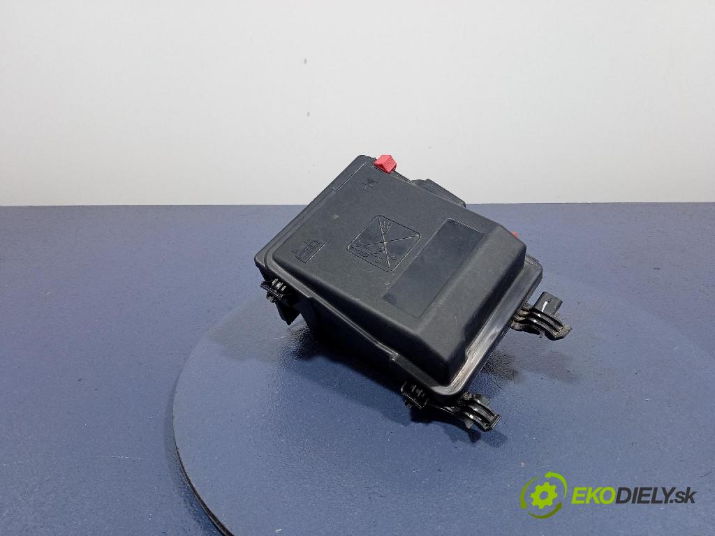 Peugeot 508 2021 skrinka Poistky: 9678633380