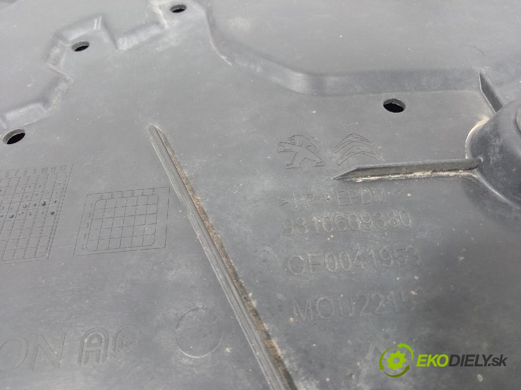 Peugeot 508 2021 kryt Plast: podvozek: 9810609380