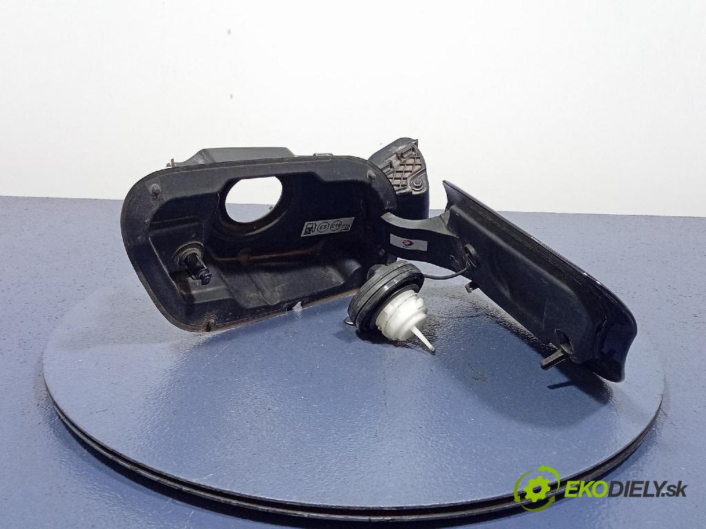 Peugeot 508 2021 Klapka nádrže paliva 9829837980