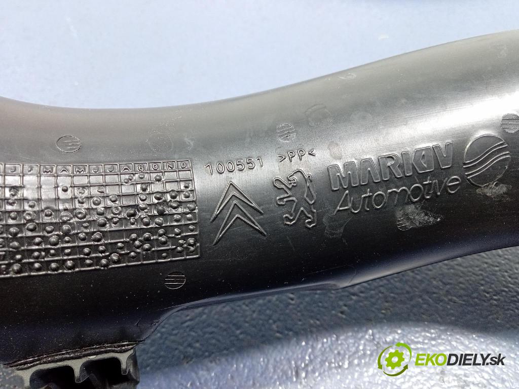 Peugeot 508 2021 rúrka Vzduch: 9656238280