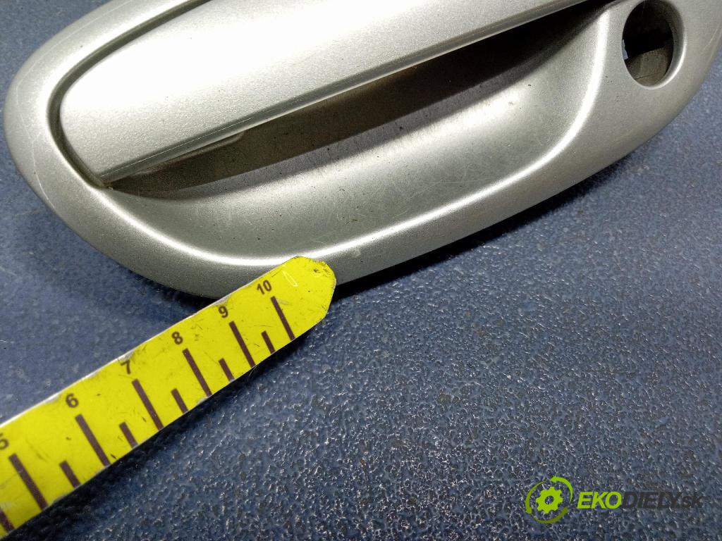 Subaru Legacy 2007 rukoväť Predné ľavá