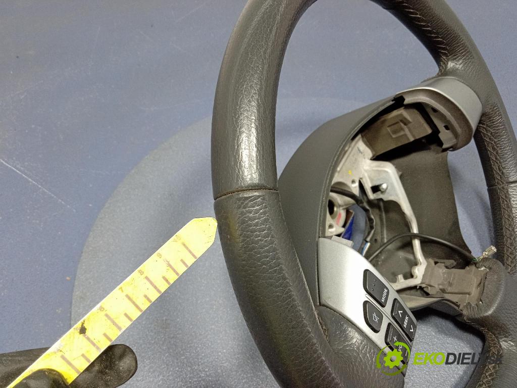 Suzuki Swift 2009 volant GS131-05610
