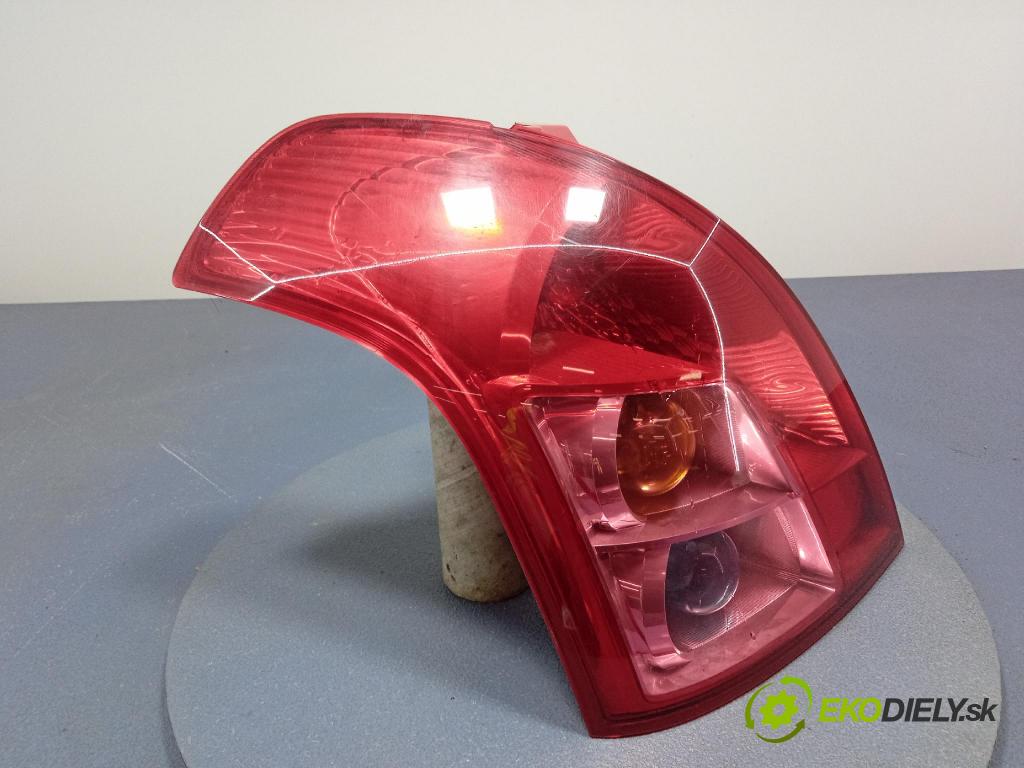 Suzuki Swift 2009 svetlo / reflektor zad ľavá Vonkajsia: 5696S1-R