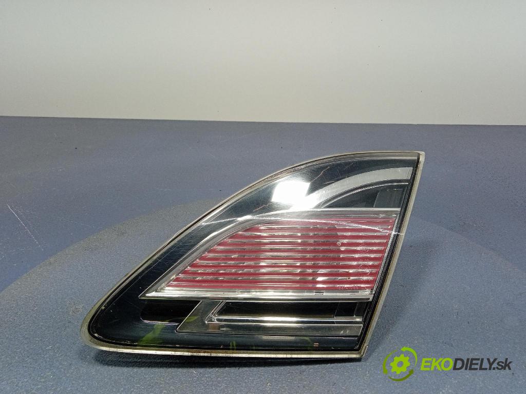 Mazda 6 2010 svetlo / reflektor zad Prava: Vnútri: GS1F-513F0