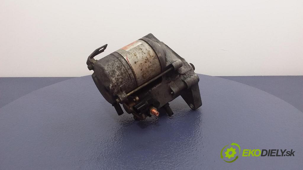 Toyota Yaris 2002 štartér 28100-33050