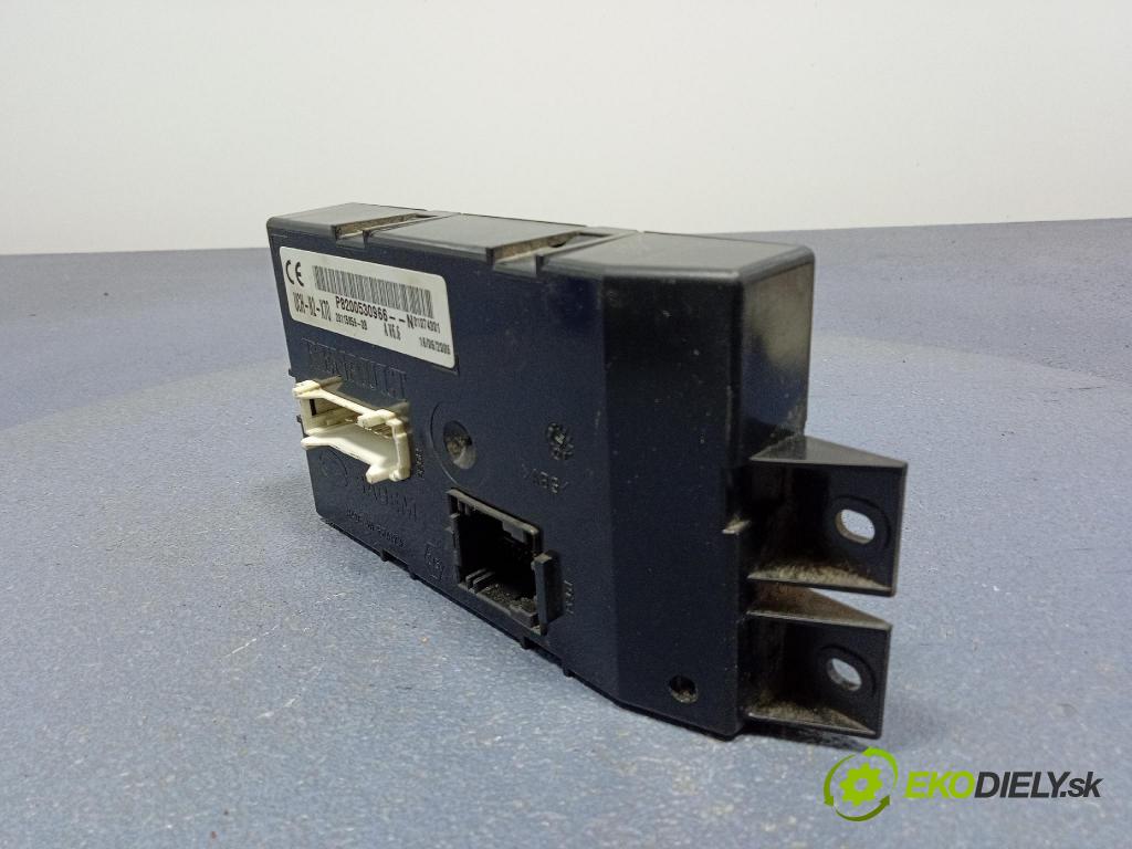 Opel Movano 2006 riadiaca jednotka Komfortu 8200530966