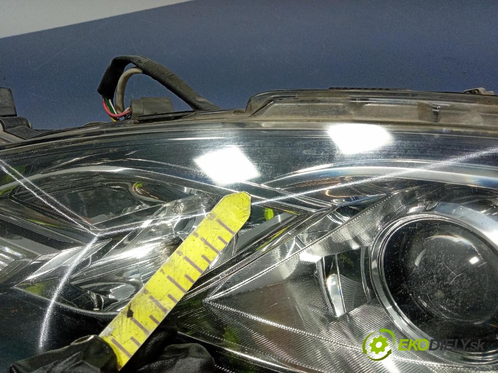 Mazda 6 2010 Reflektor: Vľavo: GS1F-51040