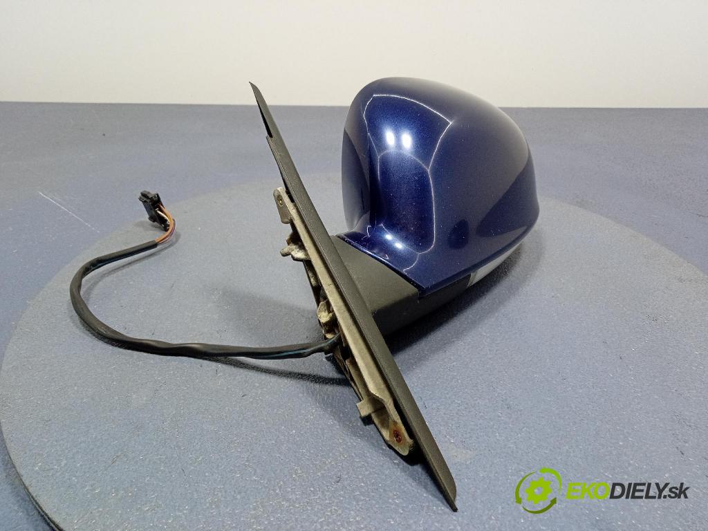 Vw Passat 2004 zrkadlo Vľavo: