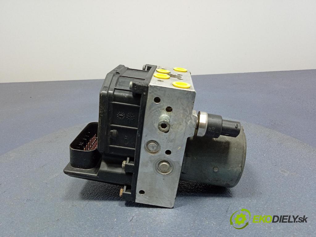 Vw Passat 2004 čerpadlo ABS x 4B0614517G
