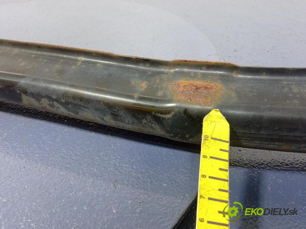 Mazda 6 2010 výstuha narazník Predné 