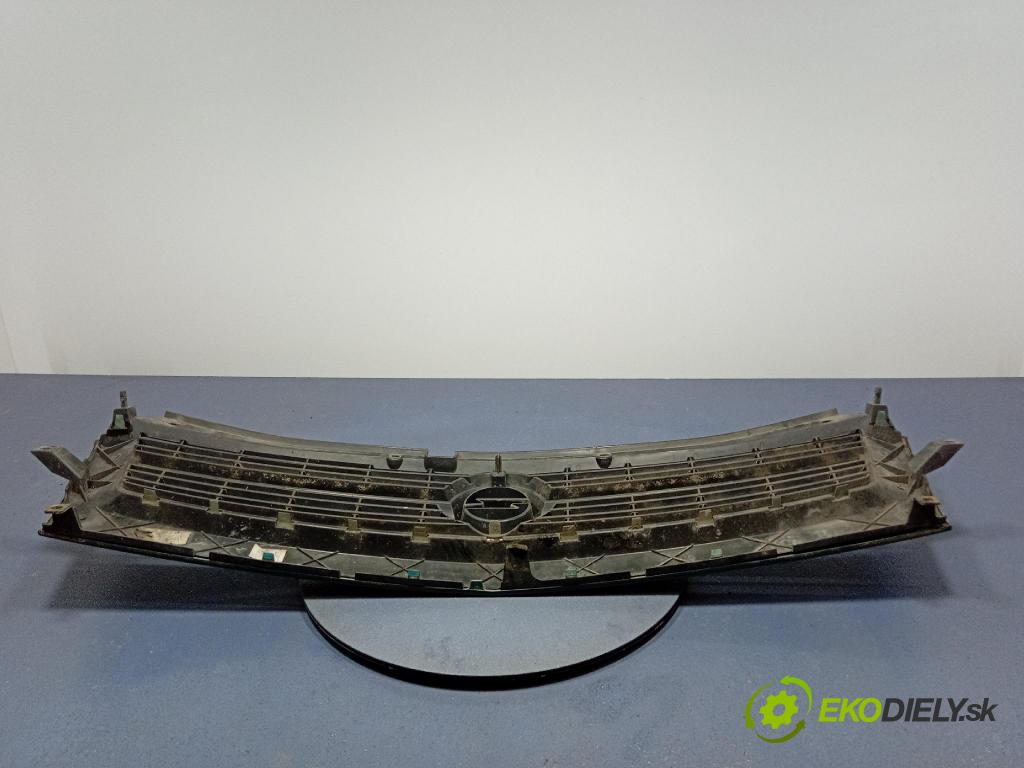 Opel Movano 2006 miežka / Gril: 8200233763