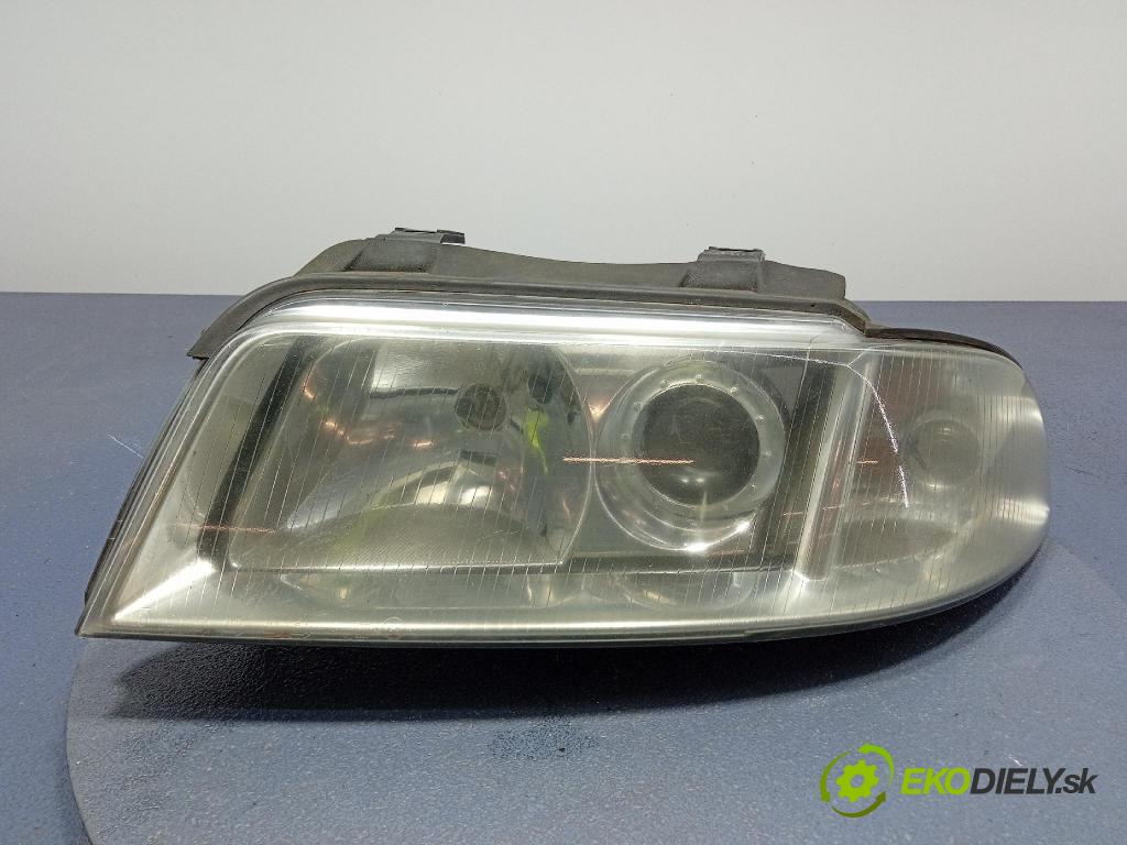 Audi A4 1999 Reflektor: Vľavo: 8D0941003AN