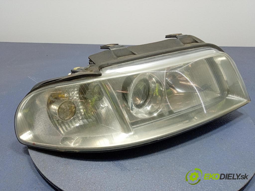 Audi A4 1999 Reflektor: v pravo: 8D0941004AN