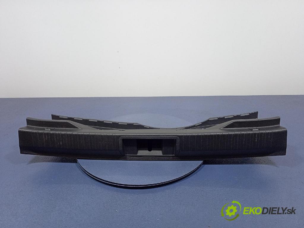 Renault Captur 2023 lišta kufr 849207023R