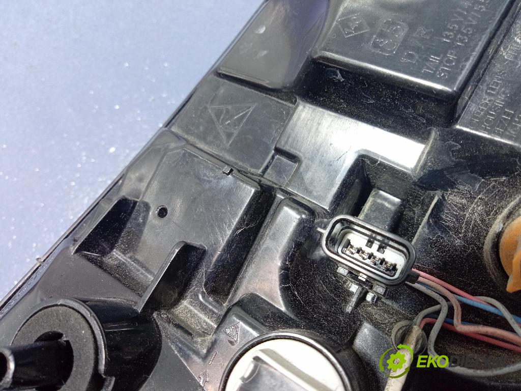 Renault Captur 2023 svetlo / reflektor zad Prava: Vonkajsia: 265507894R