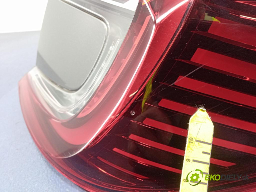 Renault Captur 2023 svetlo / reflektor zad Prava: Vonkajsia: 265507894R