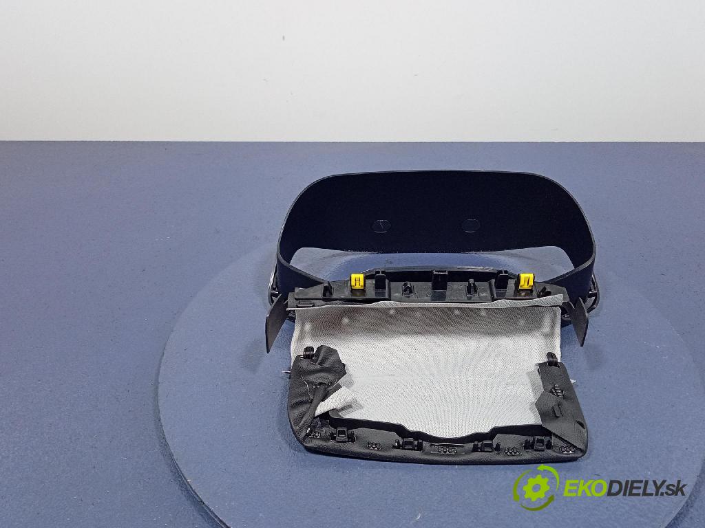 Renault Captur 2023 kryt Plast: Interiéry: 682409204R