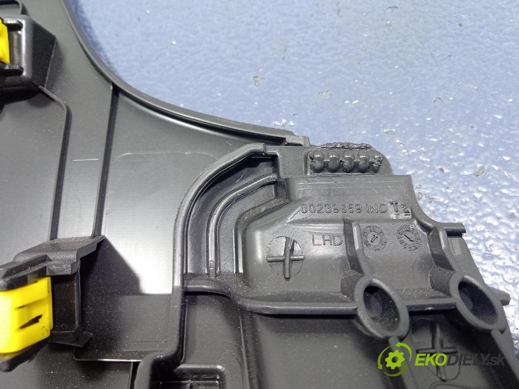 Renault Captur 2023 kryt Plast: Interiéry: 689211465R