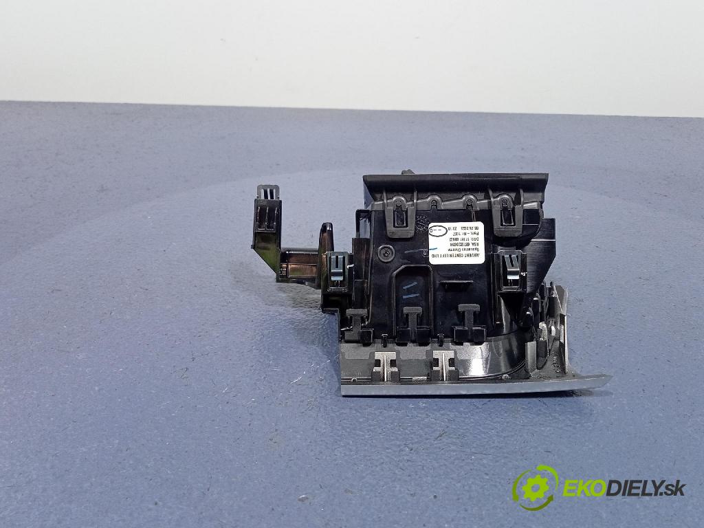 Renault Captur 2023 GRIDS: Prúd vzduchu: Vzduch: 687603363R