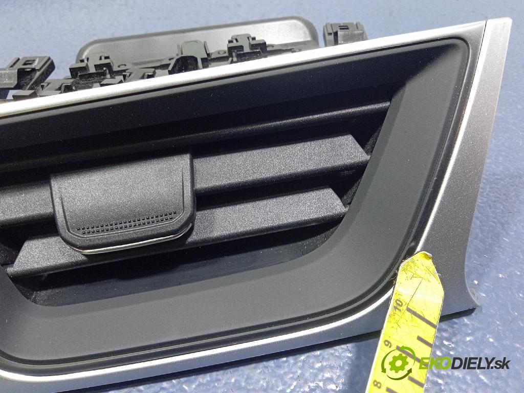 Renault Captur 2023 GRIDS: Prúd vzduchu: Vzduch: 687611390