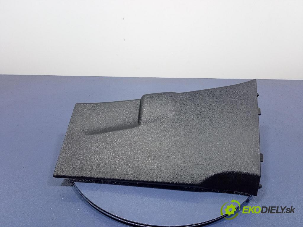 Renault Captur 2023 kryt Plast: Interiéry: 769163670R