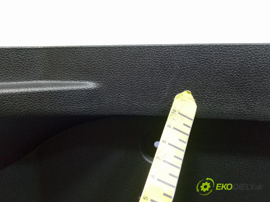 Renault Captur 2023 kryt Plast: Interiéry: 849294641R