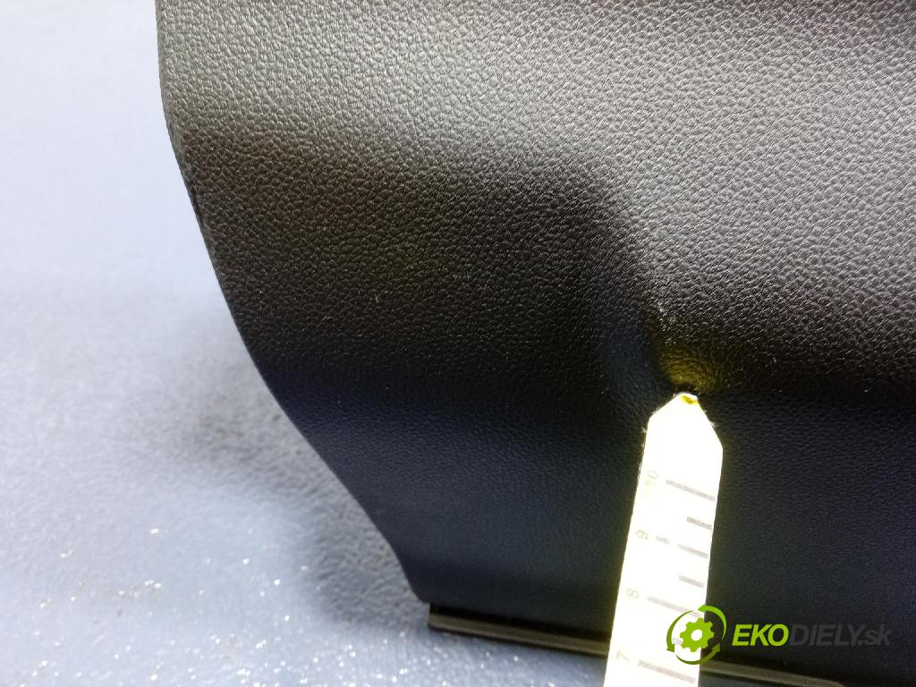 Renault Captur 2023 kryt Plast: Interiéry: 769178376R
