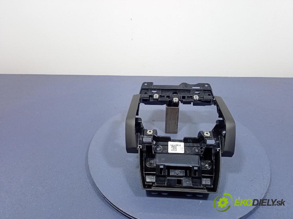 Renault Captur 2023 kryt Plast: Interiéry: 280388301R
