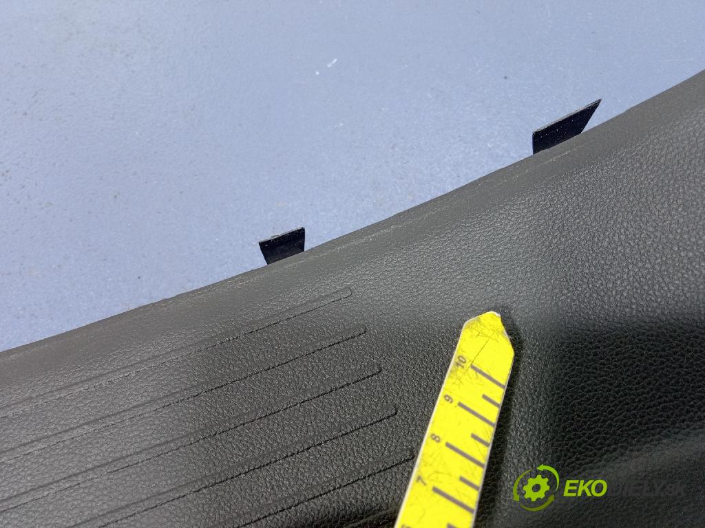 Renault Captur 2023 kryt Plast: Interiéry: 769515187R