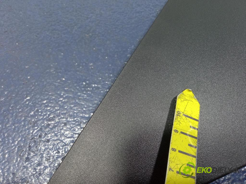 Renault Captur 2023 kryt Plast: Interiéry: 689212762R