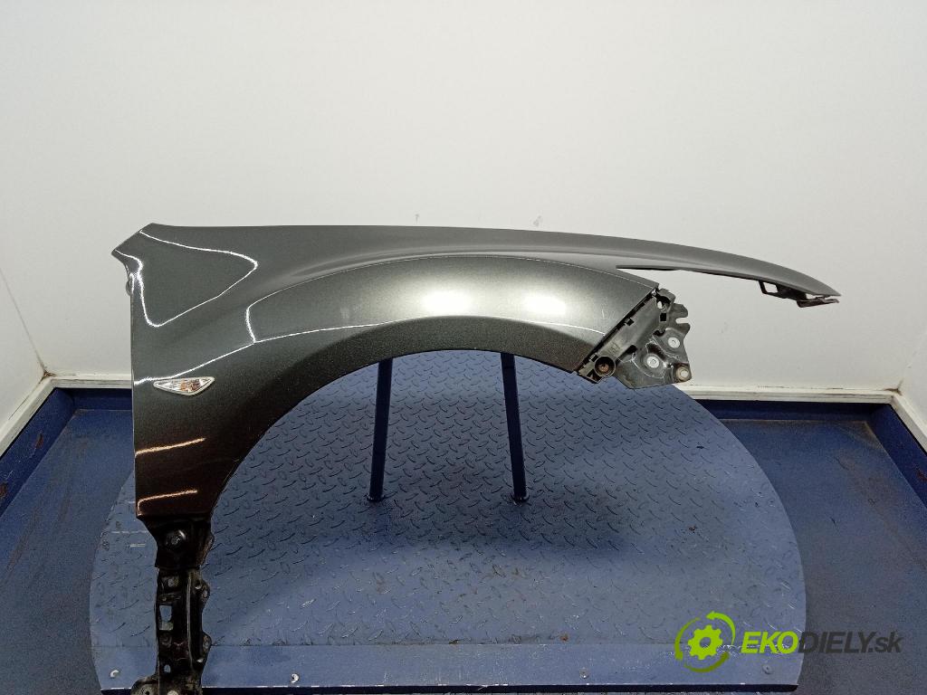 Mazda 6 2010 blatník Predné v pravo: