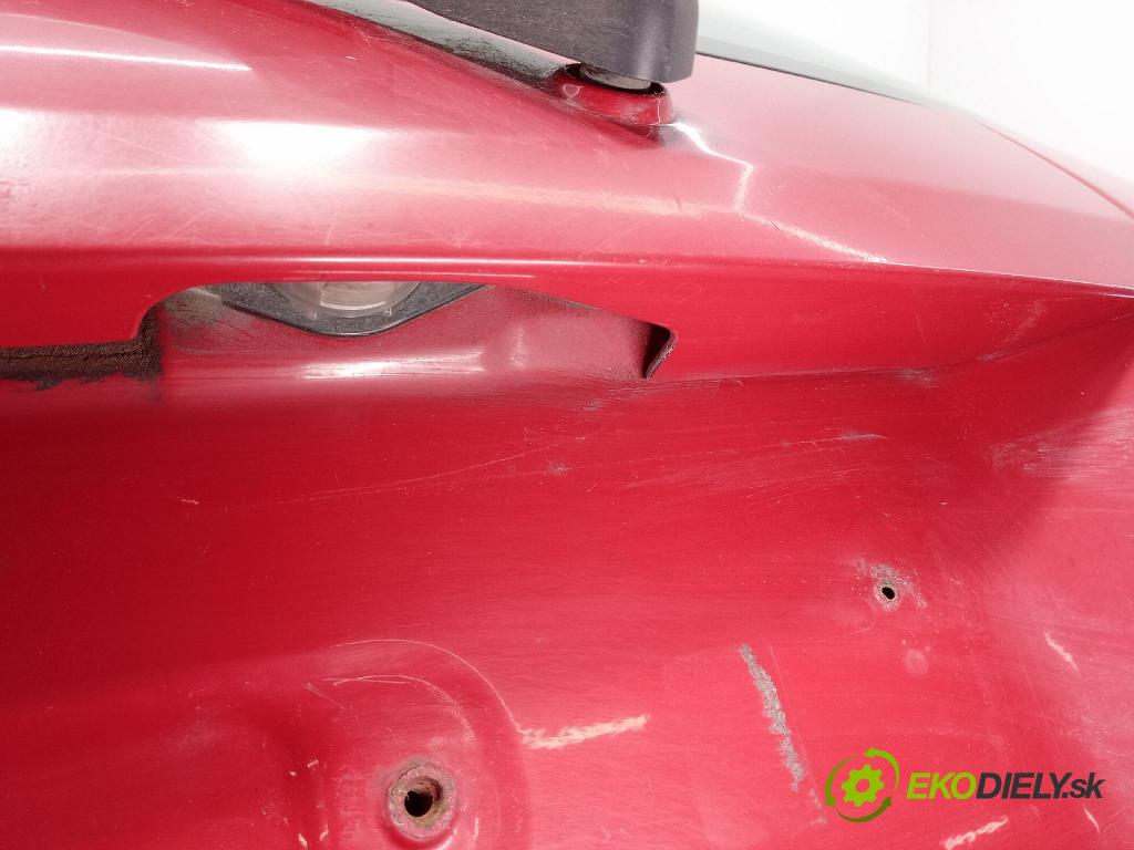 Honda Jazz 2006 zadna dveře kufra: kufra: